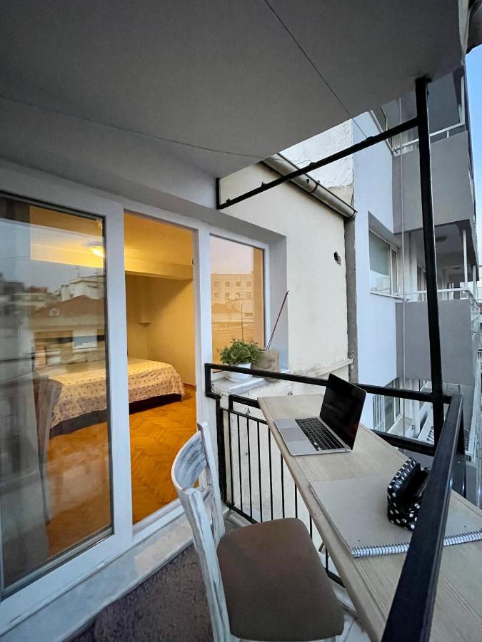Apartment Delight: Cozy Alsancak *