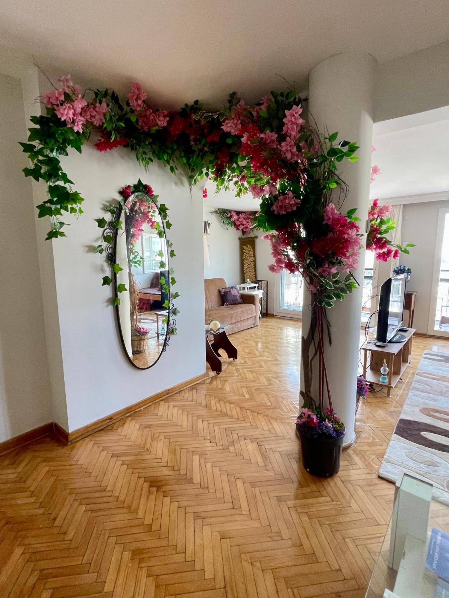 Apartment Delight: Cozy Alsancak